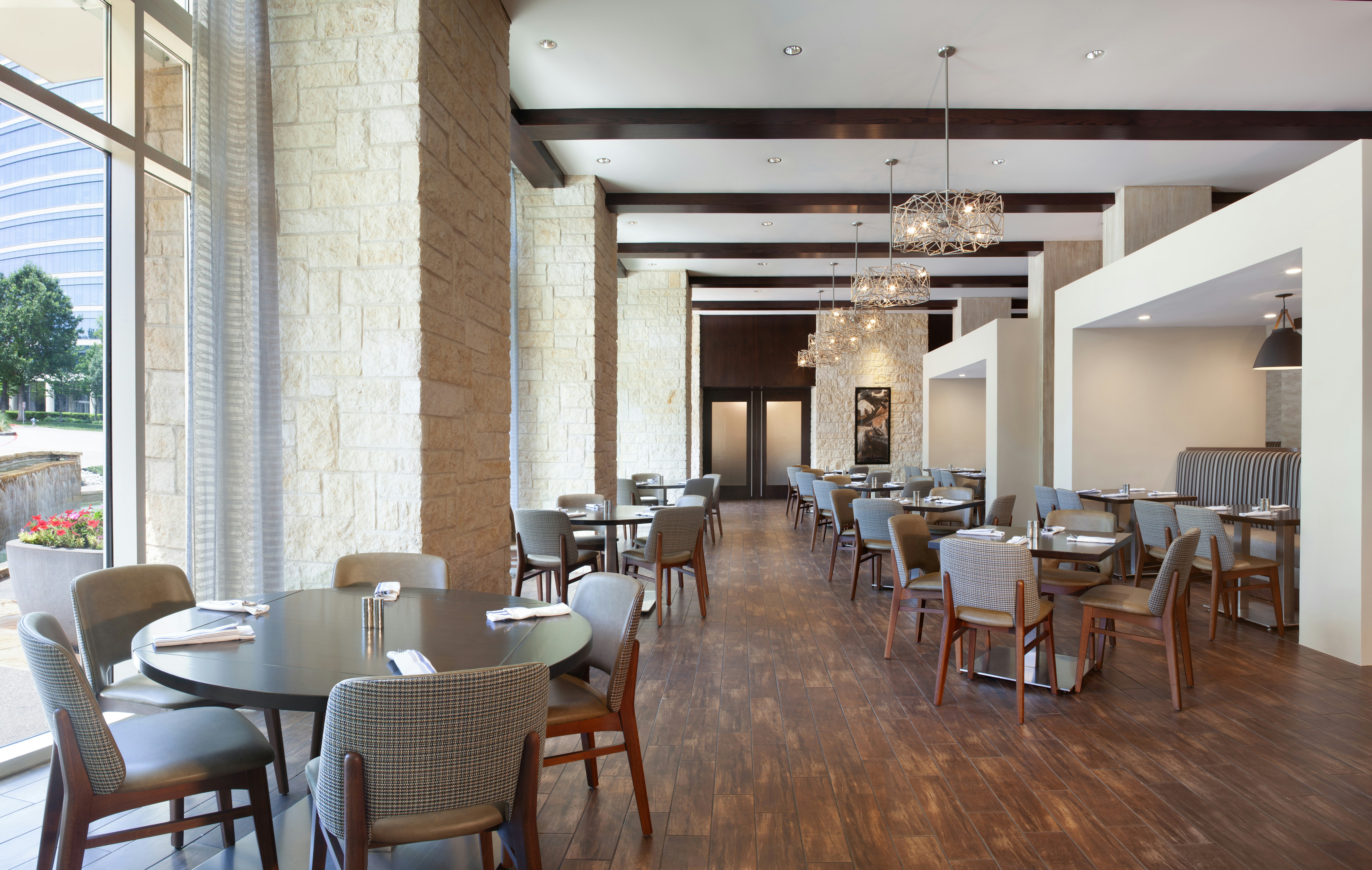HILTON DALLAS/PLANO GRANITE PARK 69/88