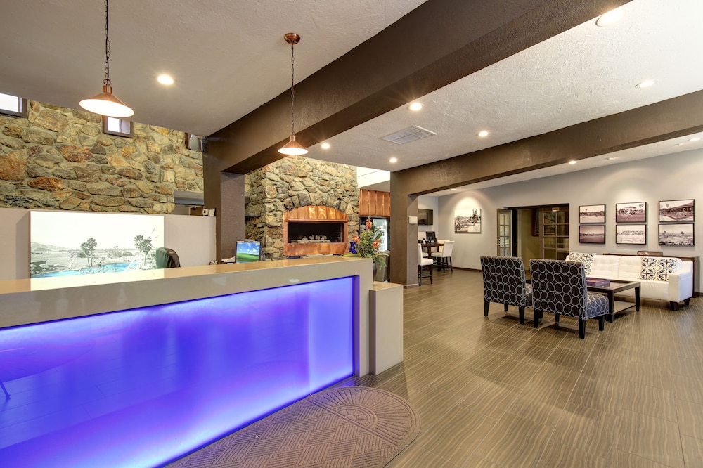 Shadow Mountain Resort 2/50