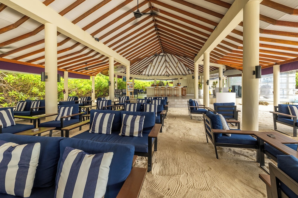 Cocoon Maldives 194/204
