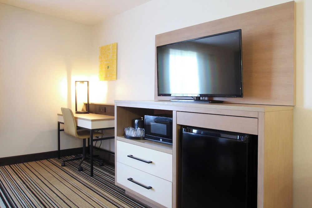 Oxford Suites Spokane Valley 59/64