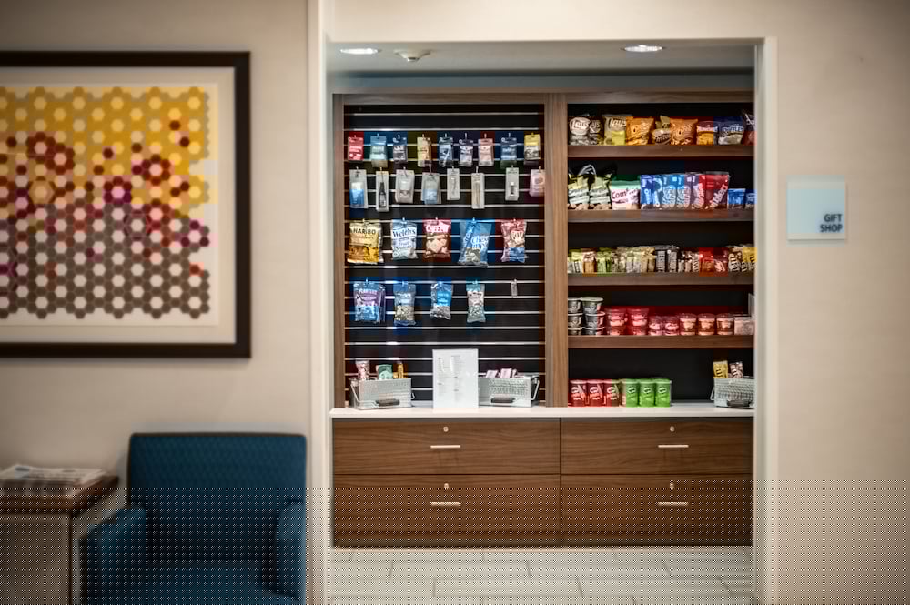 Holiday Inn Express Hotel & Suites Wausau 36/45