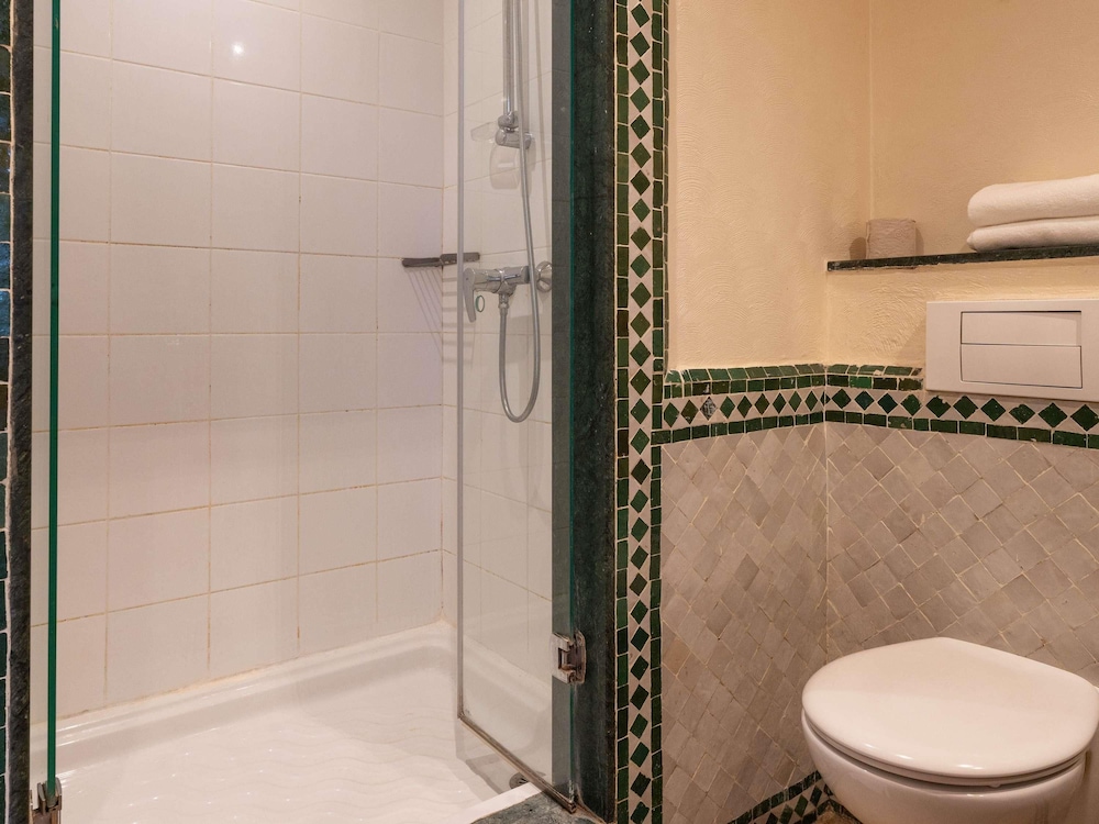 ibis Meknes 50/50