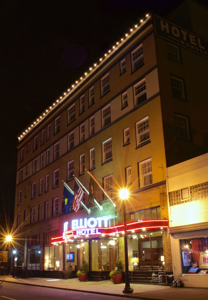 Hotel Elliott 5/77