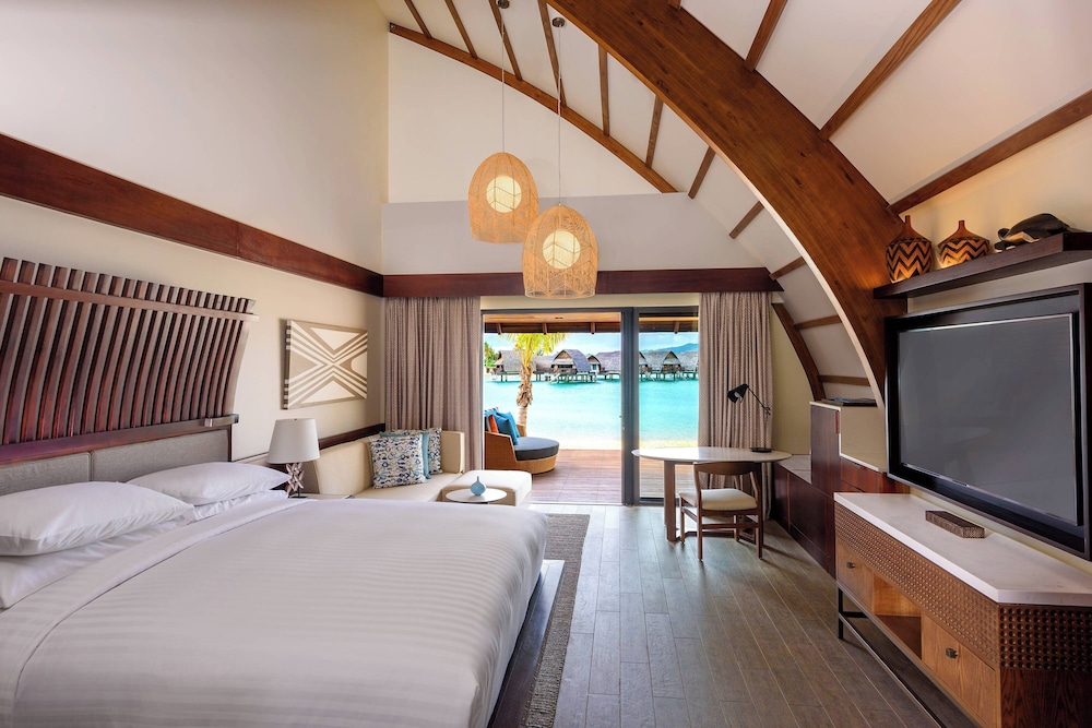 Duplex, Lagoon, Bure, King Bed