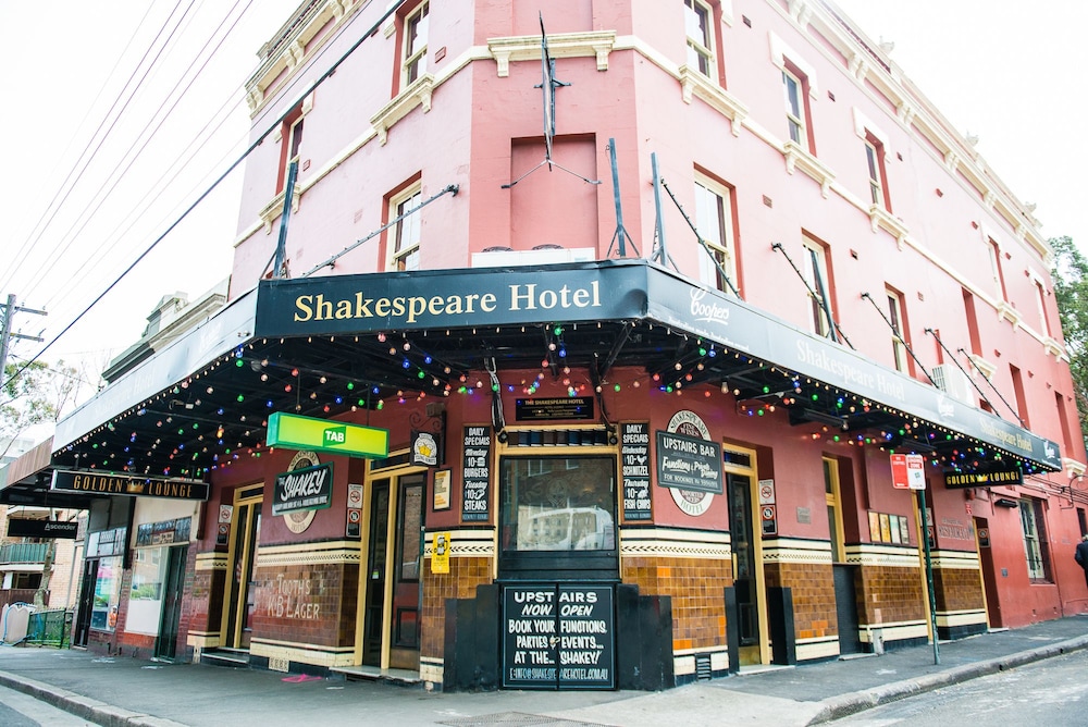 Shakespeare Hotel Surry Hills 5/37
