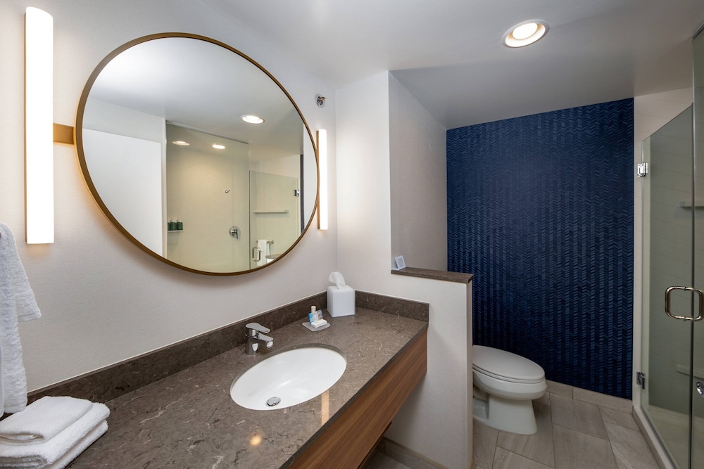 Fairfield Inn Suites Little Rock Airport 12/32