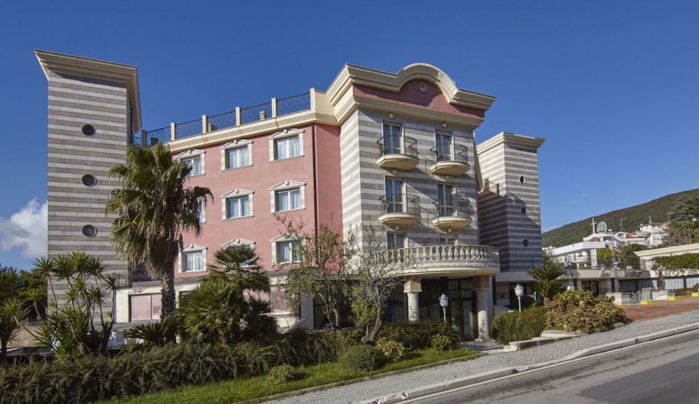 San Giovanni Rotondo Palace 2/76