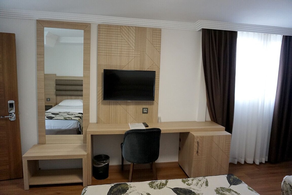Hotel Mandalin 40/50
