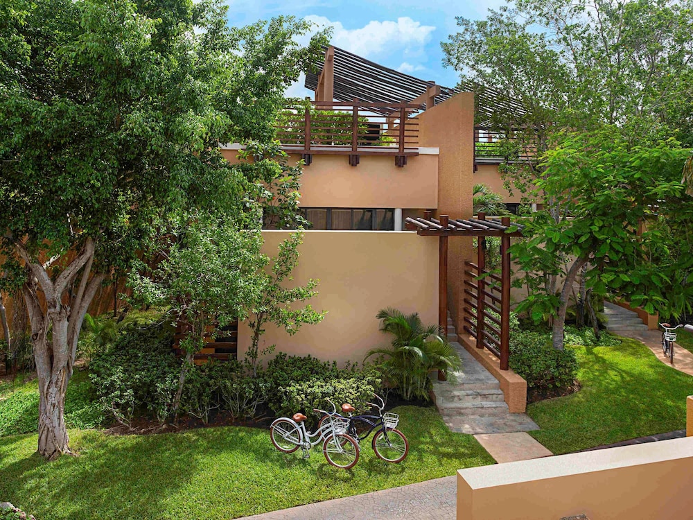 Banyan Tree Mayakoba in PLAYA DEL CARMEN
