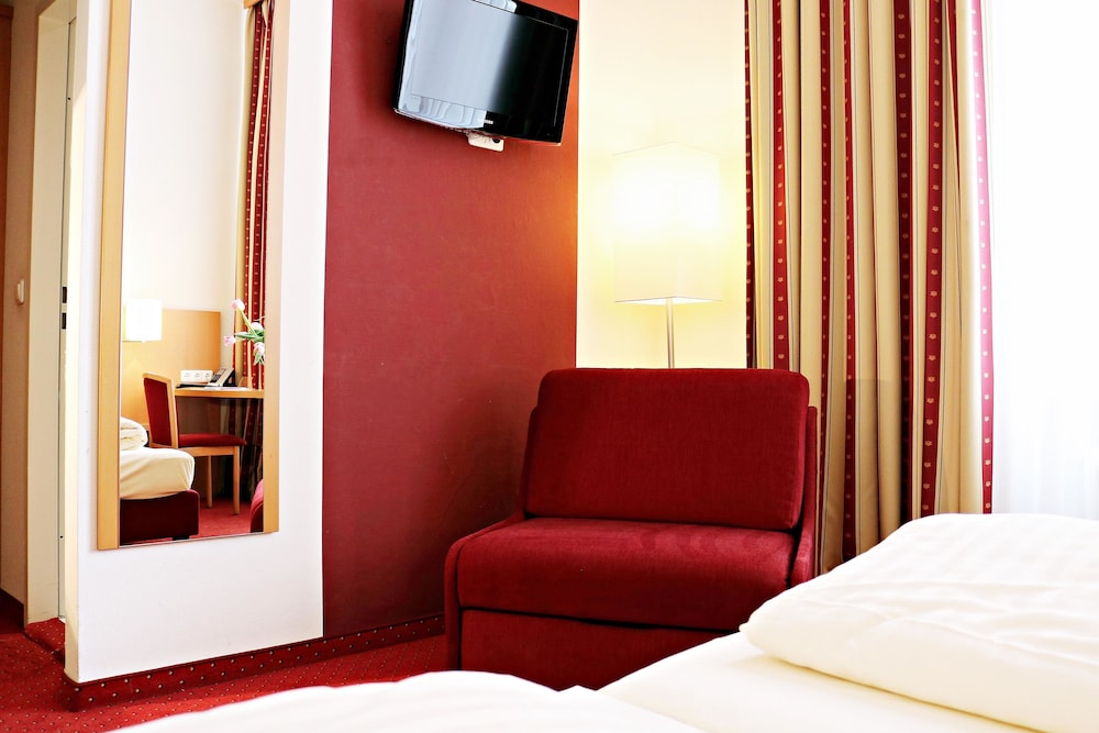 Air In Berlin Hotel 56/79