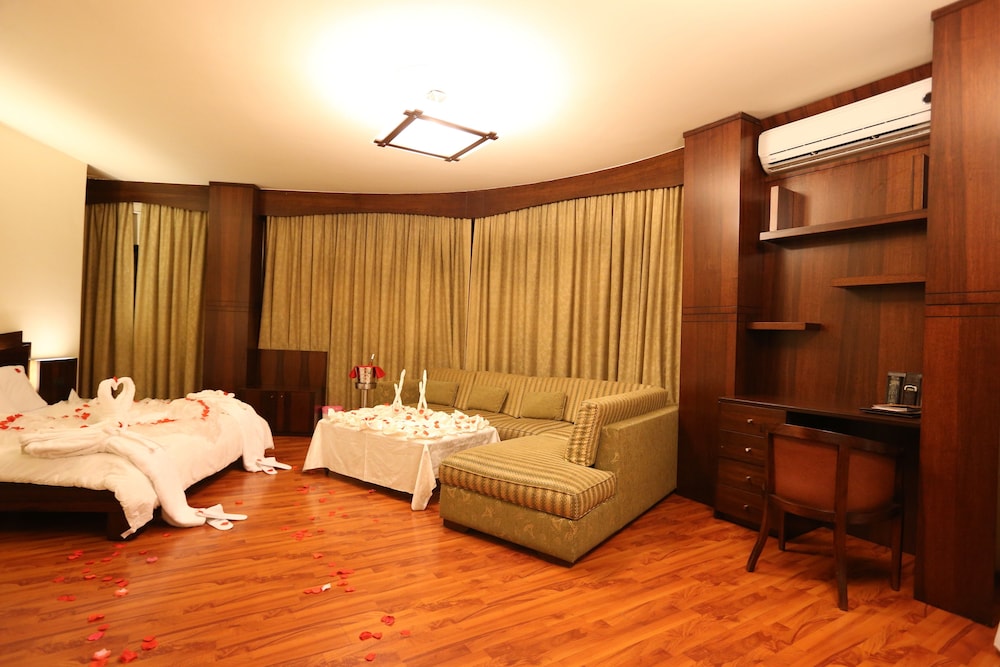 Grand Gabriel Hotel 43/67