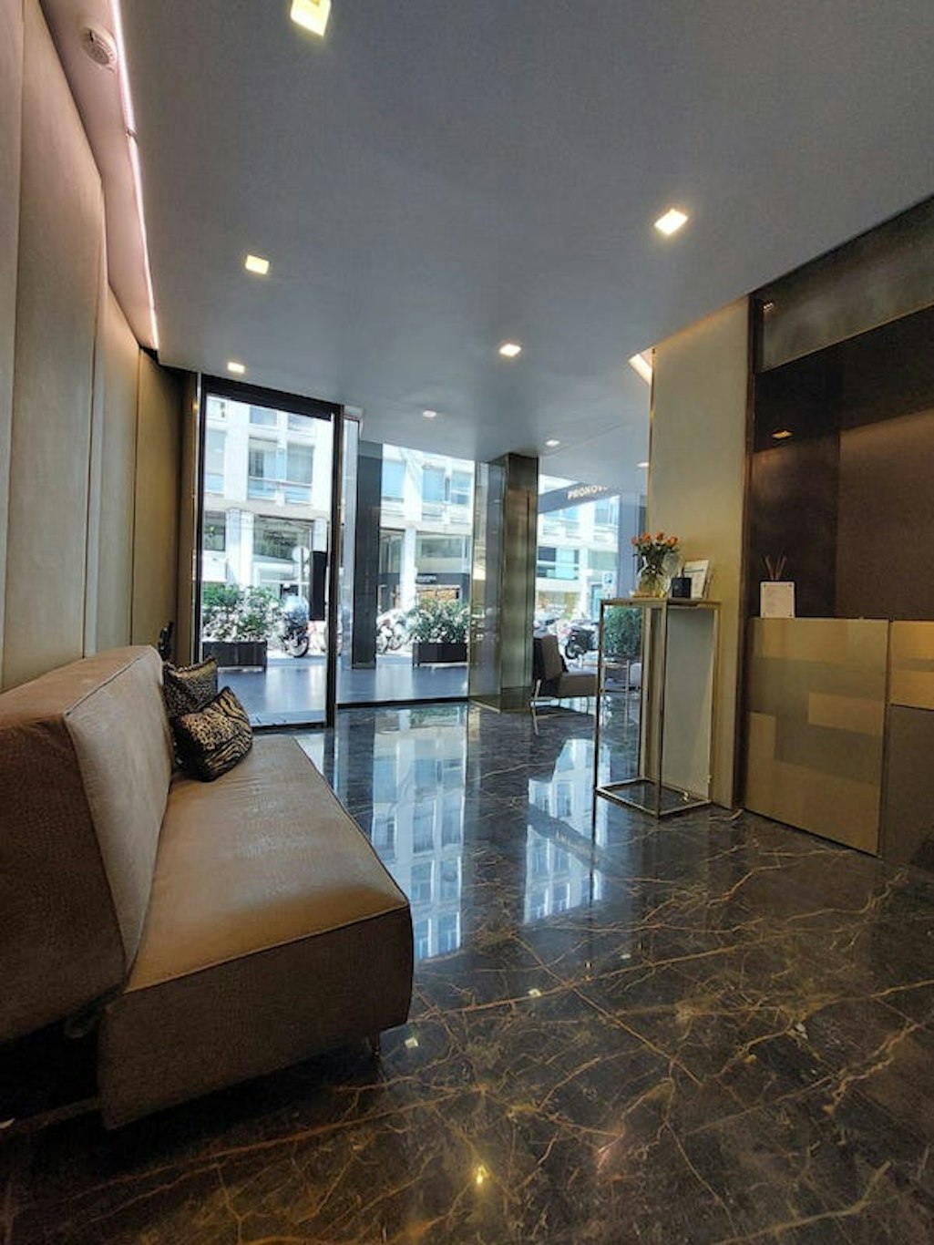 NJ Hotels & Apartments 26/49