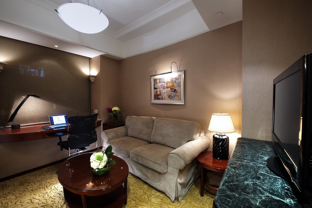 Charterhouse Causeway Bay Hotel 28/50