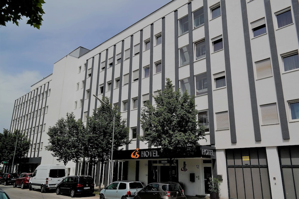 GS Hotel 7/60