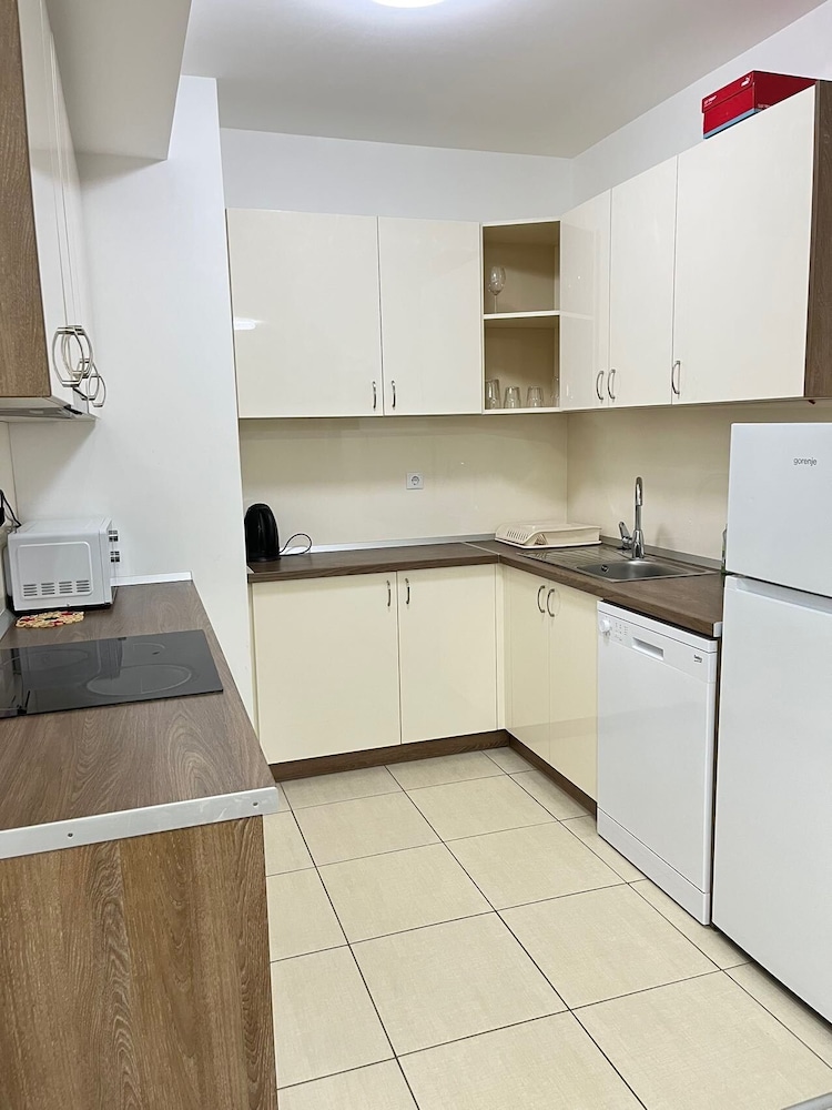Corvin Rose Apartment Hotel 46/46