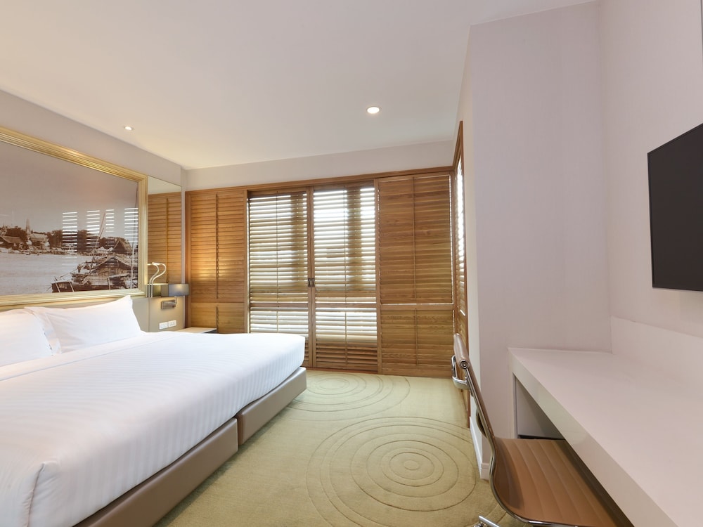 Grande Centre Point Ploenchit Bangkok 27/74