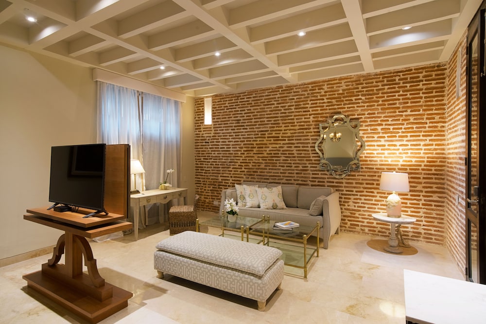 Capellan de Getsemani 50/78