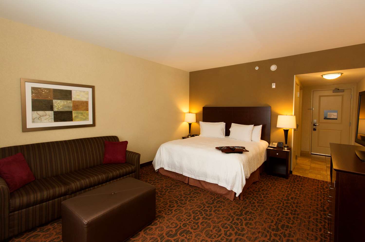 Room, King Bed, Lake View, Sofa