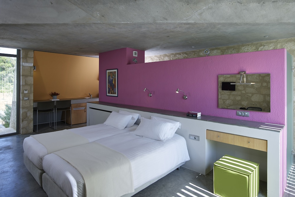 Leivatho Hotel 21/70