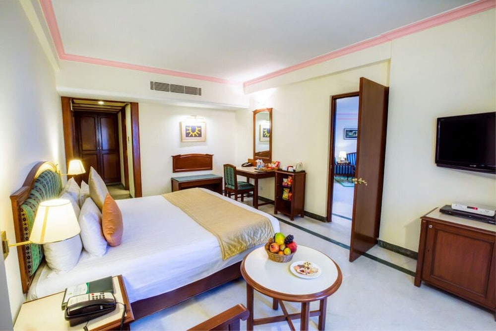 RADHA REGENT 15/59