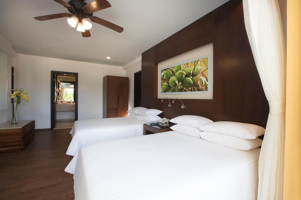 Deluxe, Double Bed, Tropical View