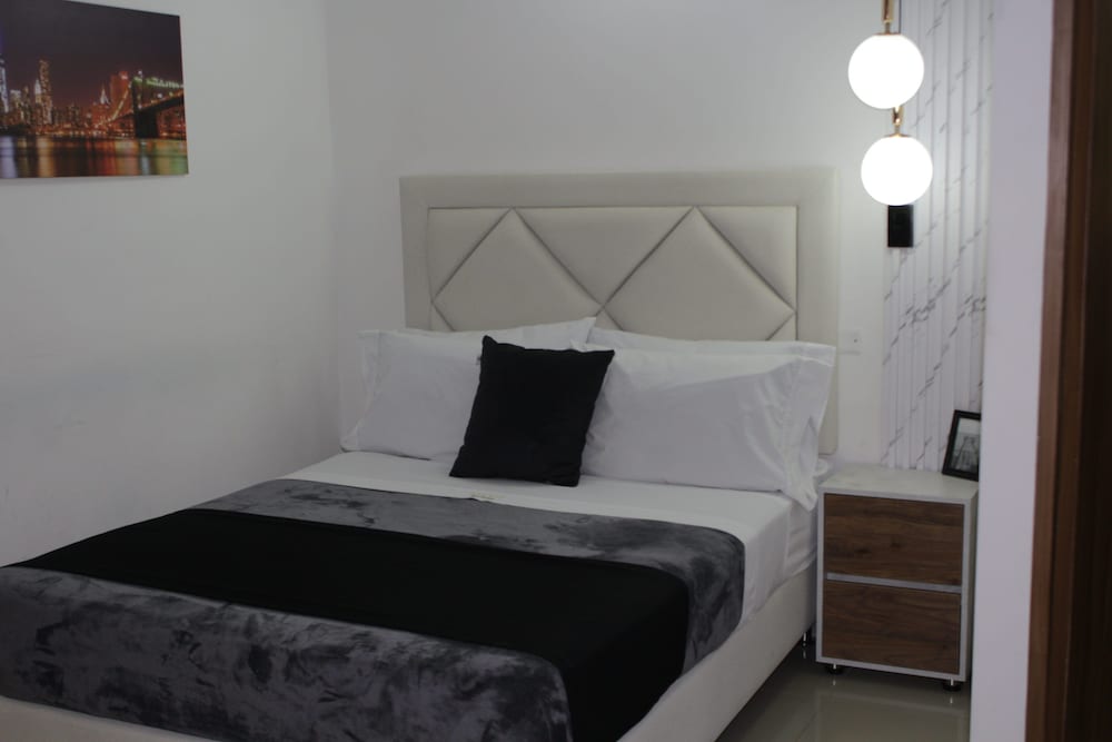 Naiot Hotel Boutique 18/38