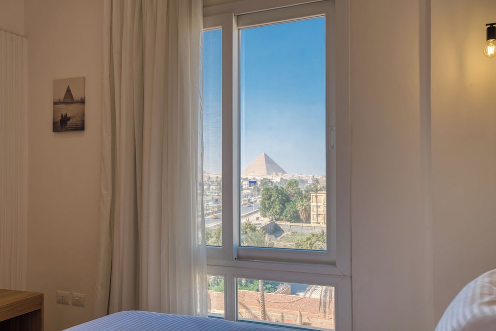 Mazar Pyramids Hotel 18/50