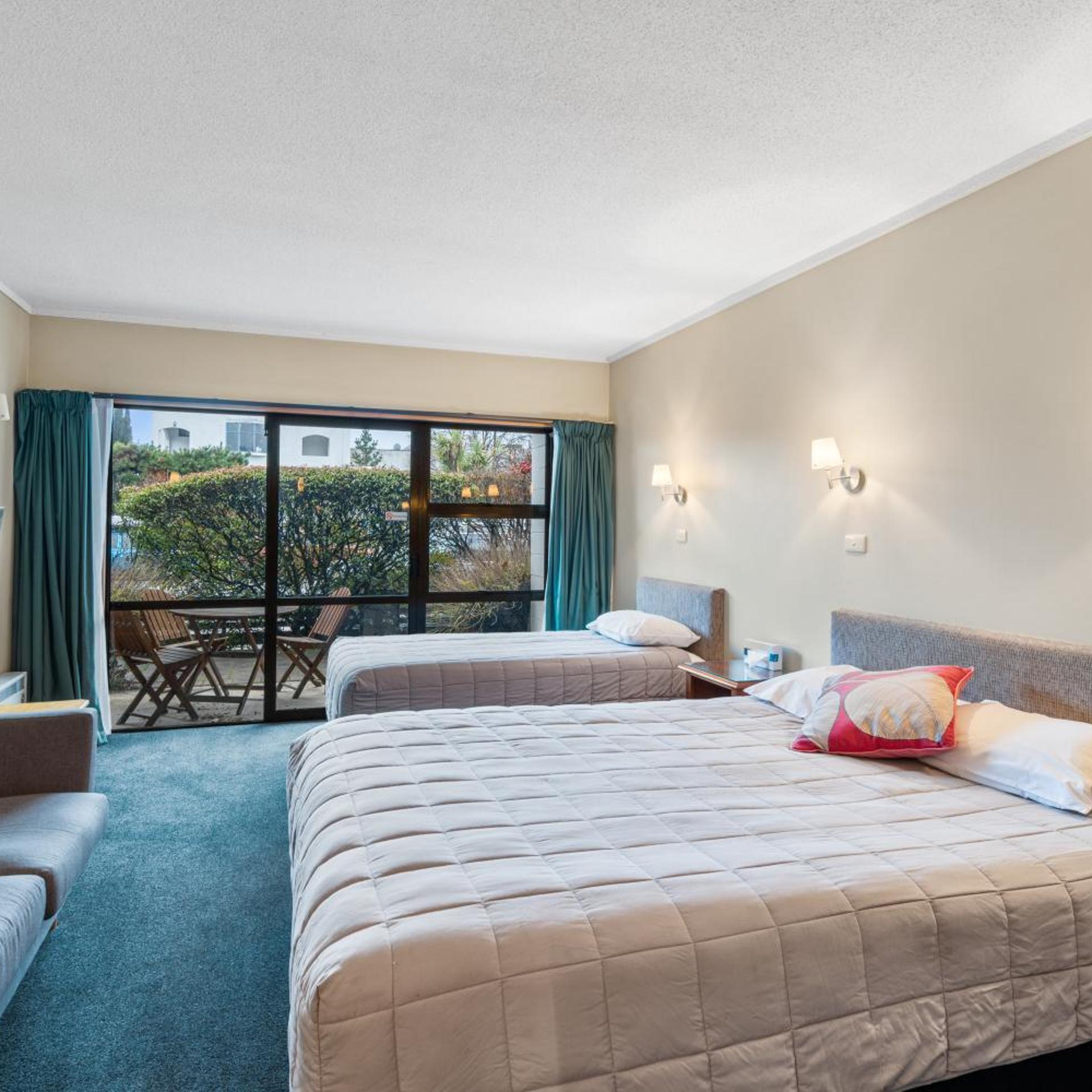 Room, Twin Beds