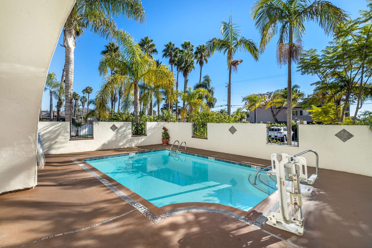 Best Western Plus Carpinteria Inn 42/42