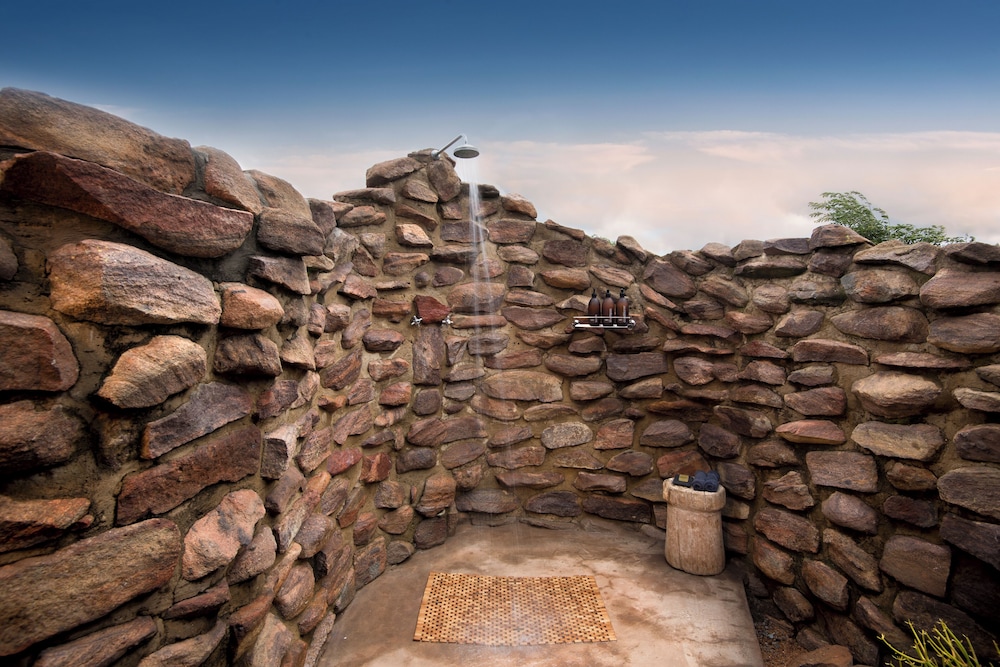 Mhondoro Game Lodge 47/50