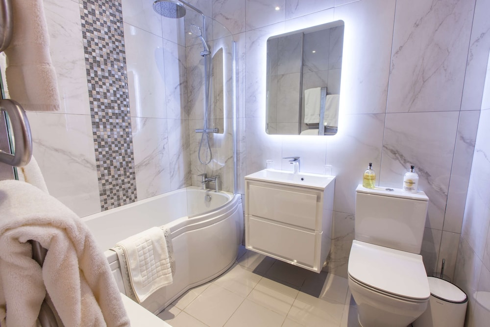 BEST WESTERN PLUS White Horse Hotel 7/60