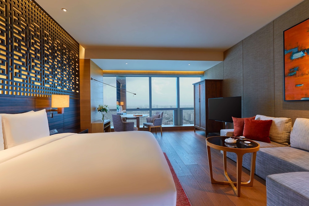 PARK HYATT GUANGZHOU 27/71