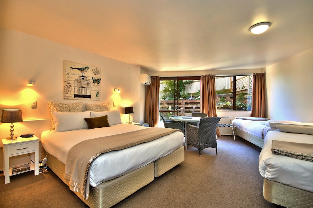 Melbourne Lodge 29/66