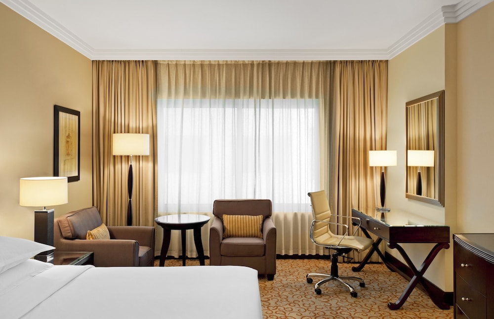 Sunday Suites Excelsior Hotel Deira (formerly Sheraton Deira) 61/70