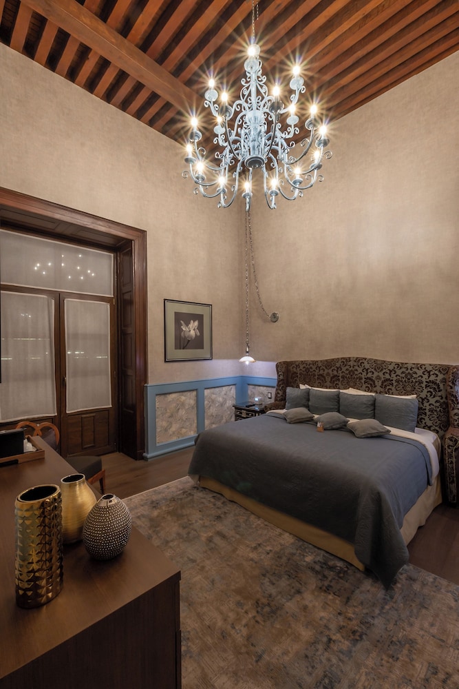 Hotel Boutique 1850 23/50
