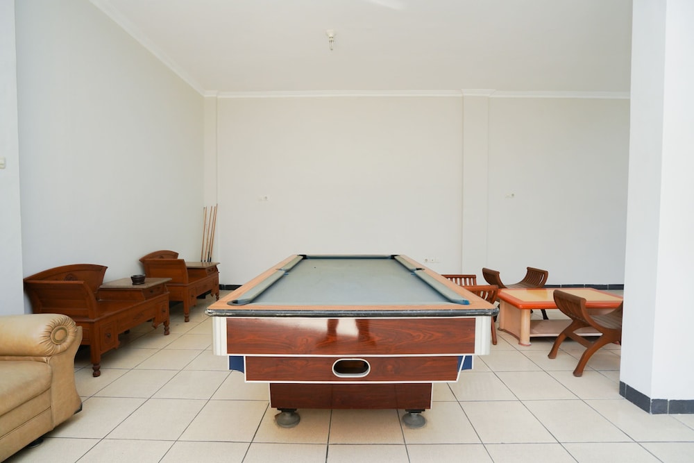 Oyo 2075 Graha Marina 44/54