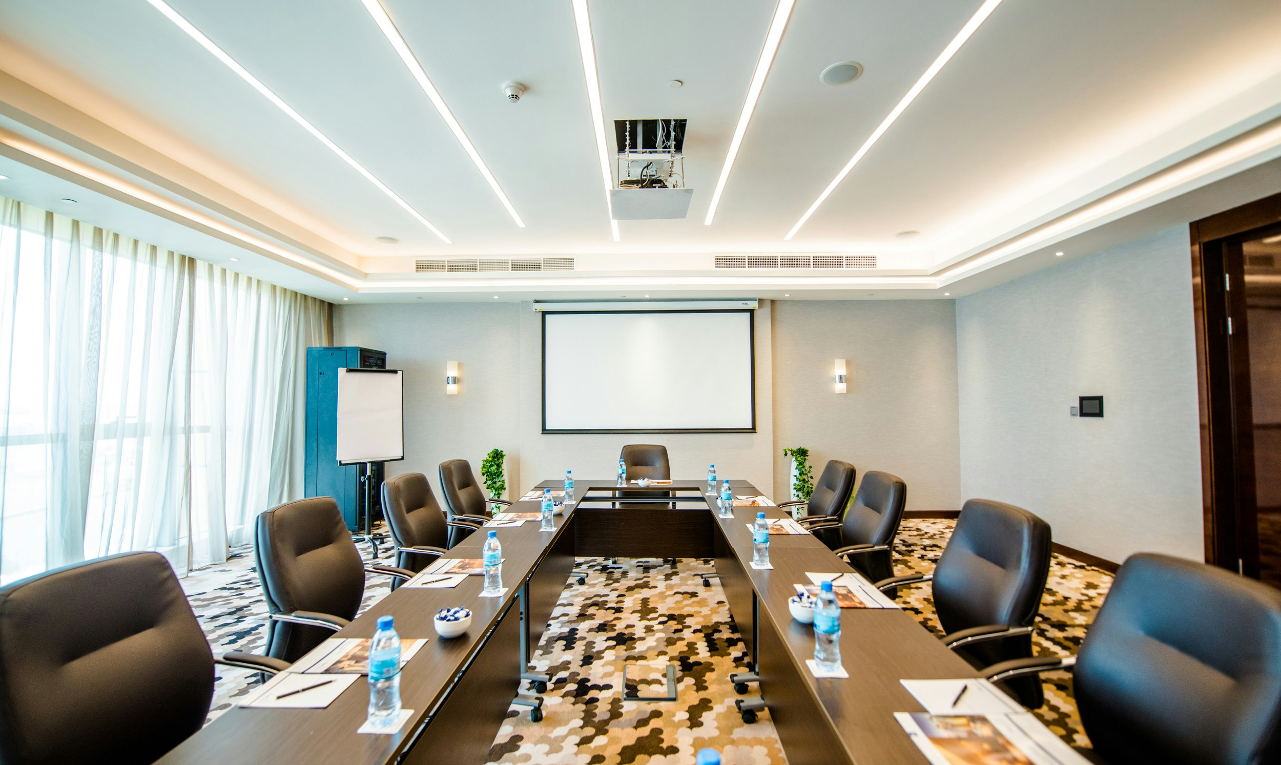 Johari Rotana 59/66