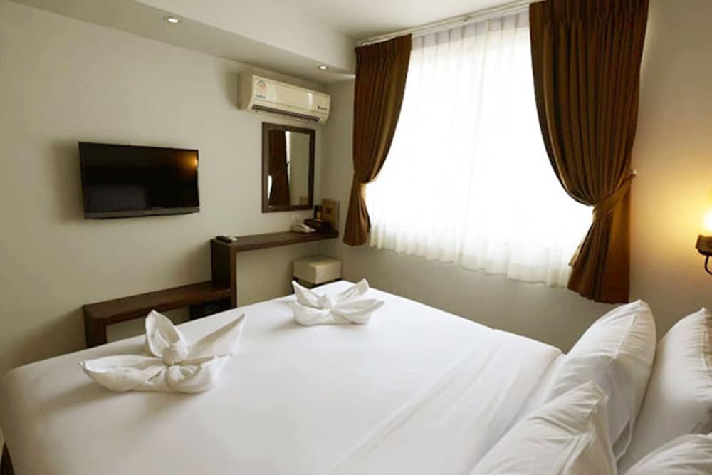 Pas Cher Hotel Bangkok 10/58