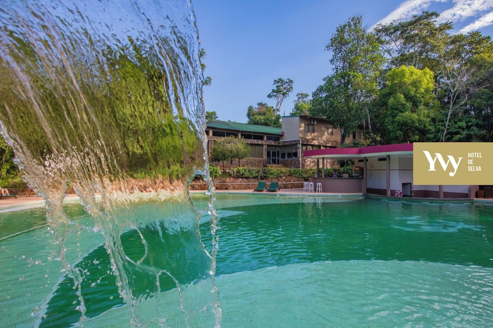 Yvy de Selva Hotel 48/51