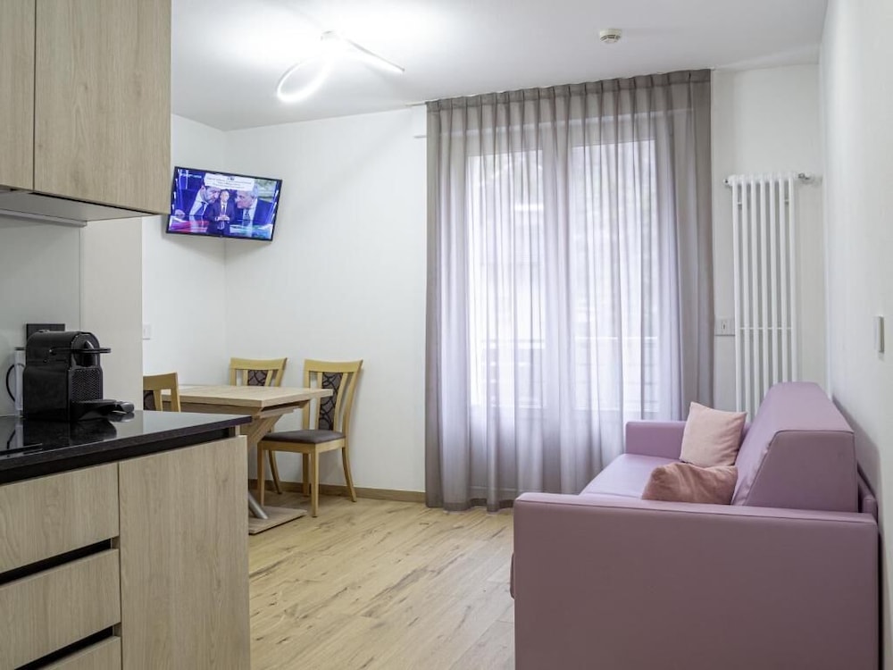 HOTEL LIZ 27/50