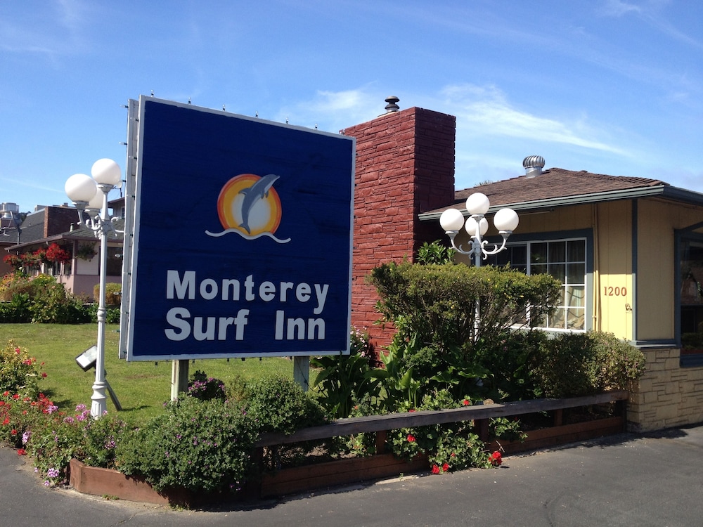 Monterey Surf Inn 7/40