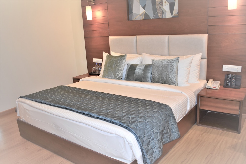 Fortune Park Airport Road Hubballi 18/59