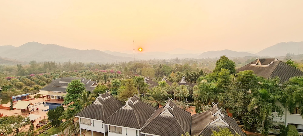 Phuphaphung Resort 2/50