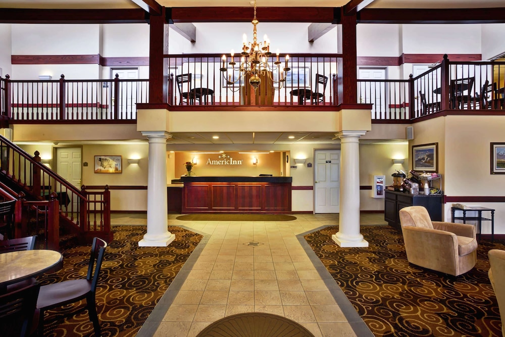 AmericInn by Wyndham Beaver Dam 39/60