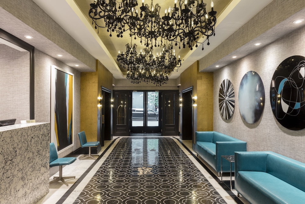 The Square Hotel 37/50