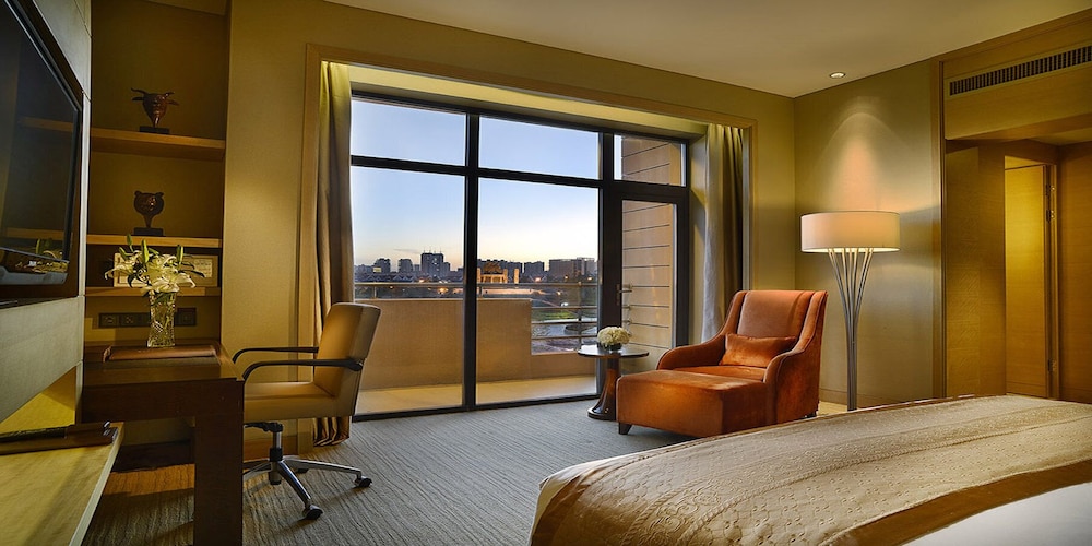 Crowne Plaza Ordos 25/79