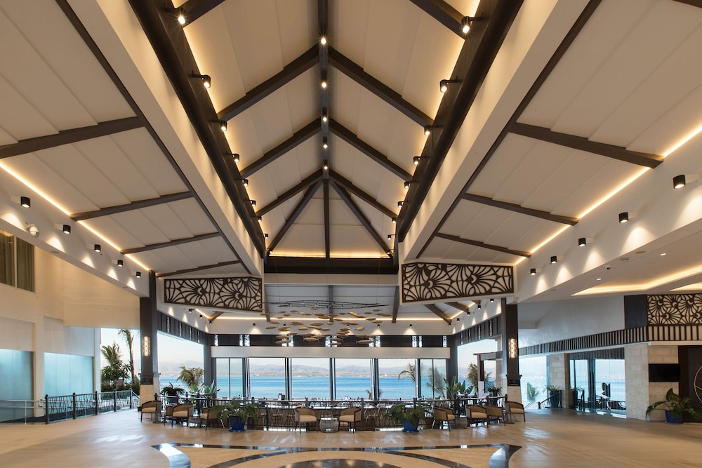 Dusit Thani Mactan Cebu Resort 56/71