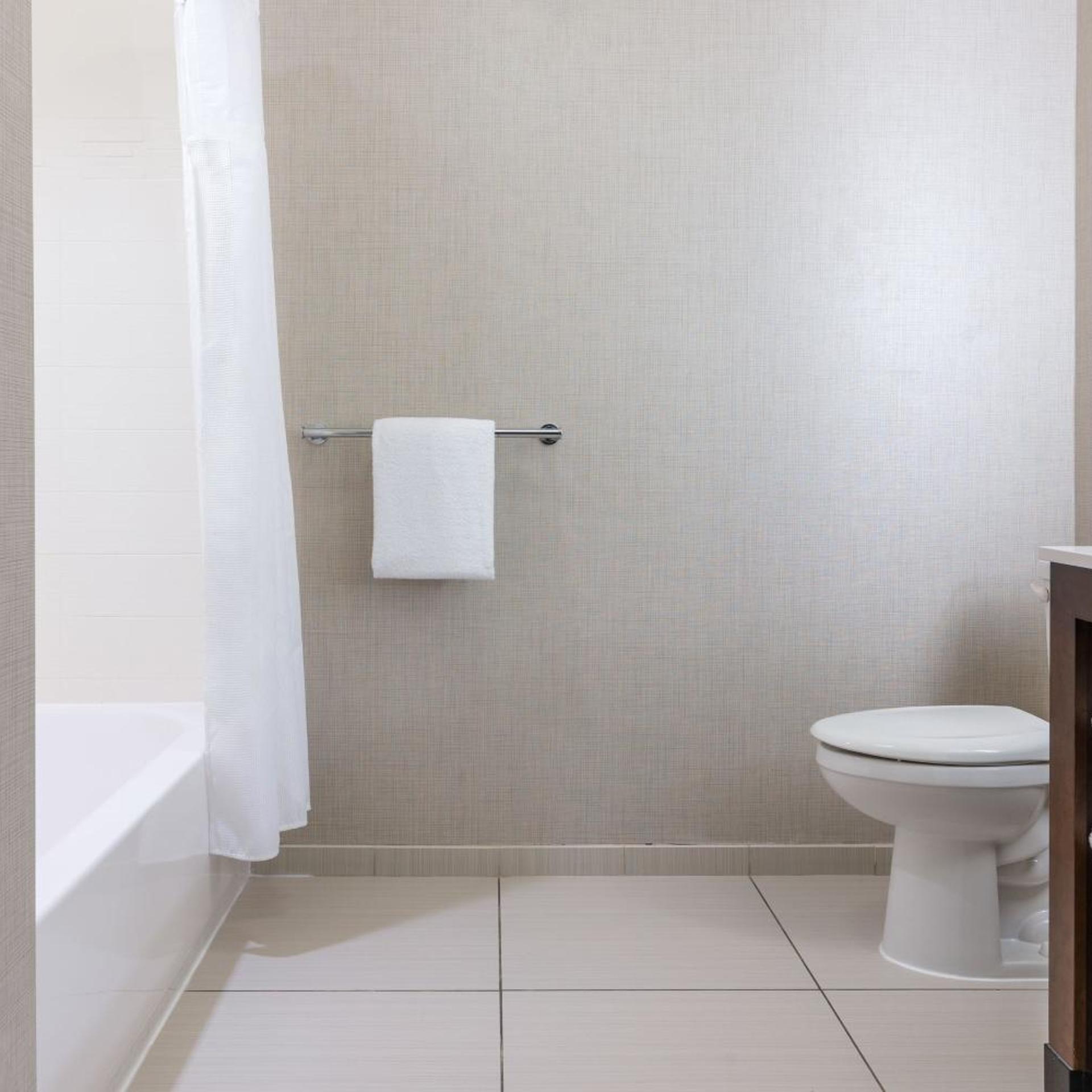 1 Bedroom, Wellness, King Bed, Sofa، RESIDENCE INN DECATUR FORSYTH 2/3