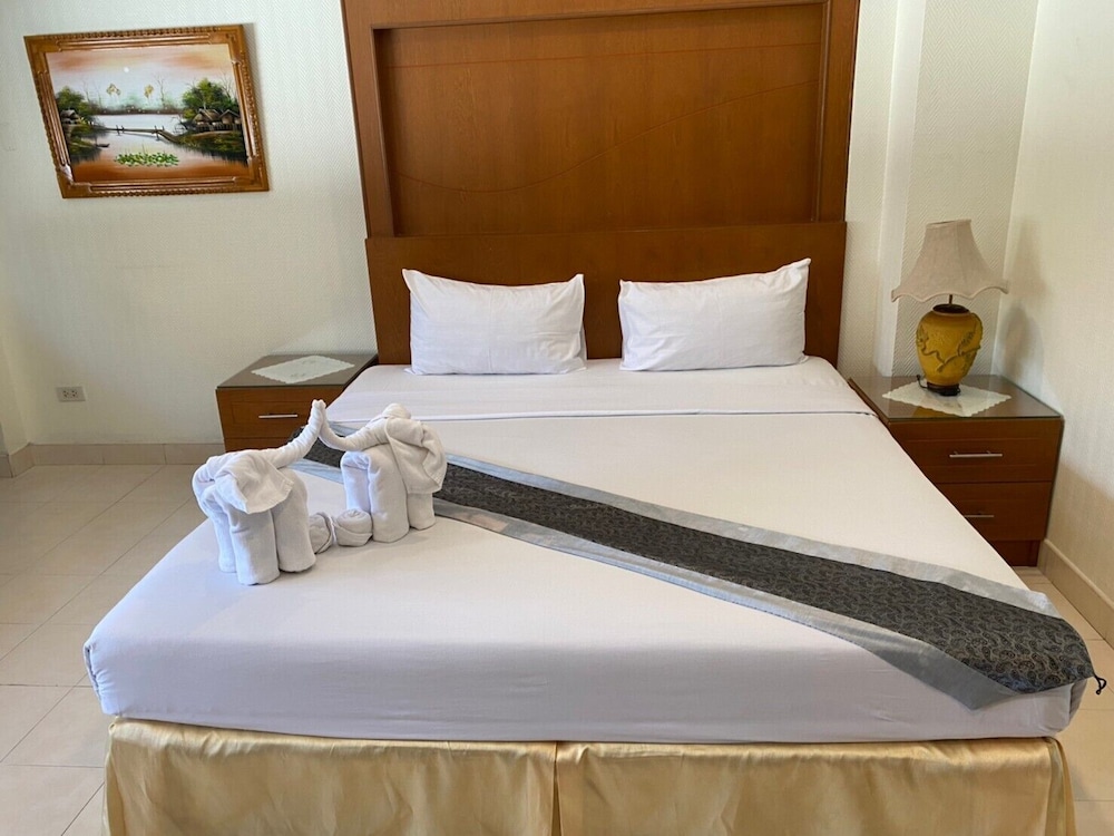 Seaview Hotel Sriracha 33/68