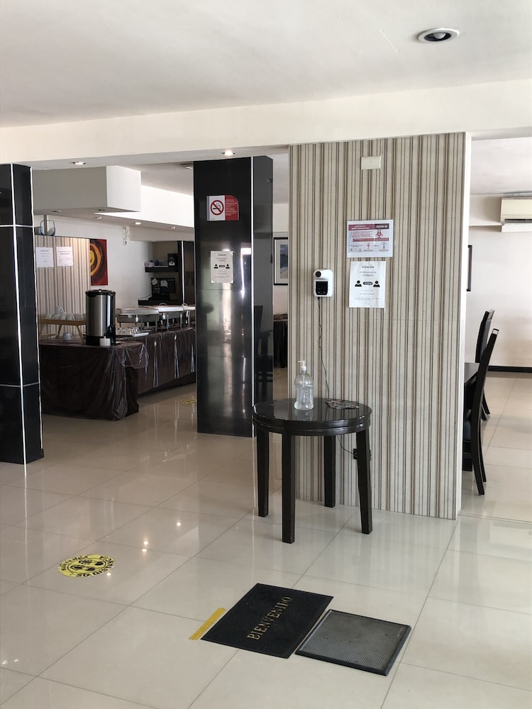 Frances Hotel 38/54